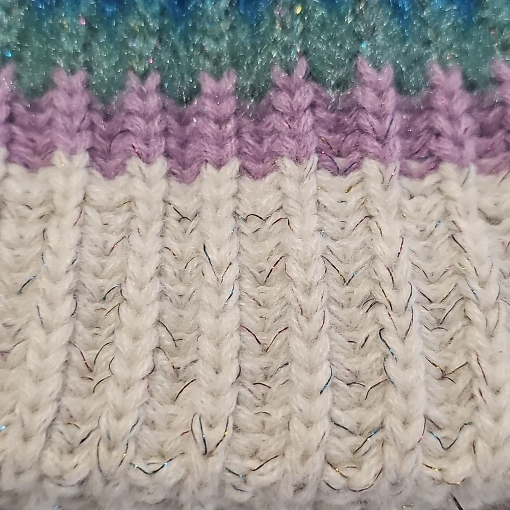 SO Multicolor Striped Kids Or Womens  Beanie with Pom Pom. New With Tags‎